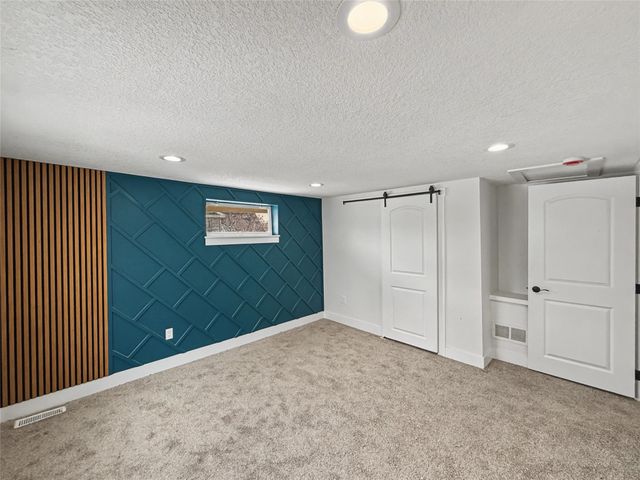 1009 27th Street, Des Moines, IA 50311