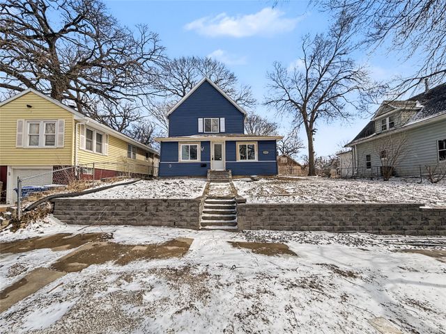 1009 27th Street, Des Moines, IA 50311