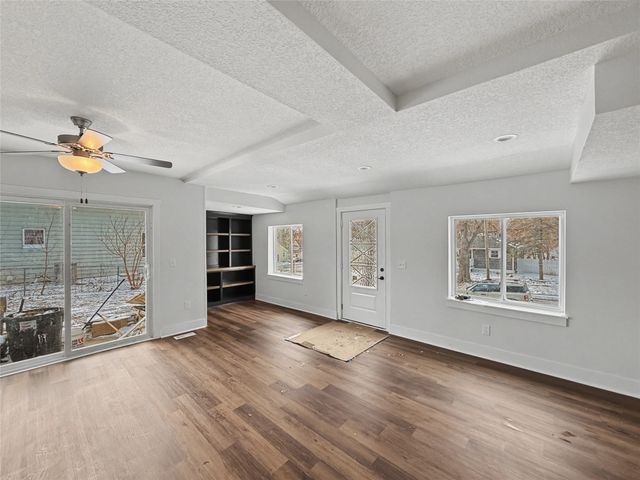 1009 27th Street, Des Moines, IA 50311