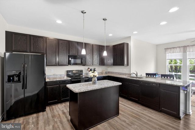 335 HELEN DR, Townsend, DE 19734