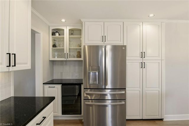 4938 Hackamore Road, Greensboro, NC 27410