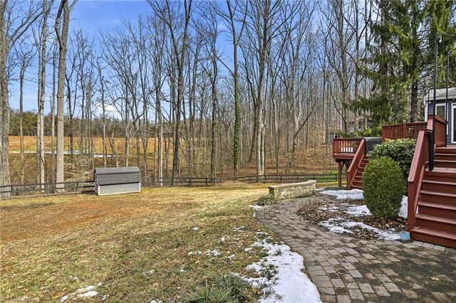 4938 Hackamore Road, Greensboro, NC 27410