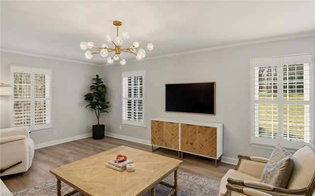 4938 Hackamore Road, Greensboro, NC 27410