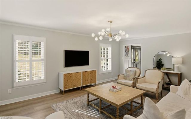 4938 Hackamore Road, Greensboro, NC 27410