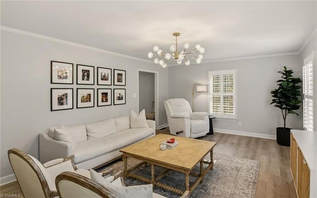 4938 Hackamore Road, Greensboro, NC 27410