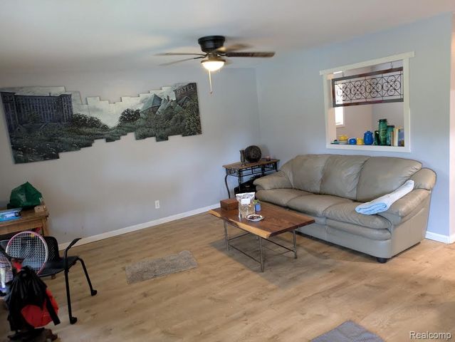 459 Continental Street, Detroit, MI 48215