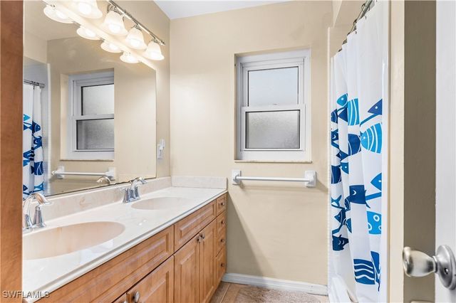 2230 SE 27th TER, Cape Coral, FL 33904