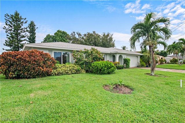 2230 SE 27th TER, Cape Coral, FL 33904