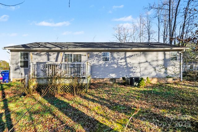 186 Ridge Creek Drive, Troutman, NC 28166