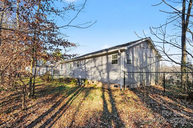 186 Ridge Creek Drive, Troutman, NC 28166