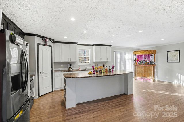 186 Ridge Creek Drive, Troutman, NC 28166