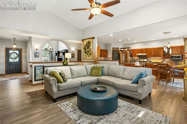 19805 Chisholm Trail, Monument, CO 80132