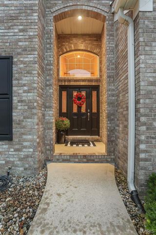 208 Fountain Drive, Glen Carbon, IL 62034