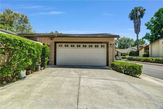 2616 N Tustin Avenue A, Santa Ana, CA 92705