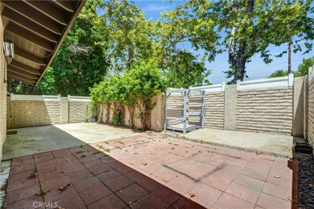 2616 N Tustin Avenue A, Santa Ana, CA 92705