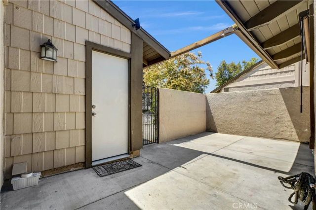 2616 N Tustin Avenue A, Santa Ana, CA 92705