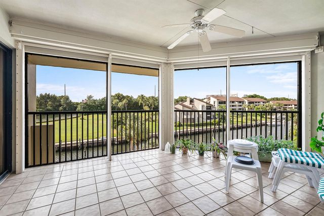 1109 Marine Way E L4r Way E, North Palm Beach, FL 33408