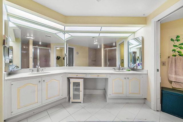 1109 Marine Way E L4r Way E, North Palm Beach, FL 33408