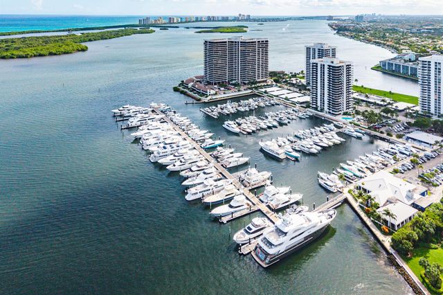 1109 Marine Way E L4r Way E, North Palm Beach, FL 33408