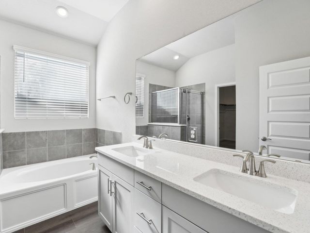 104 Pendleton DR, Kyle, TX 78640