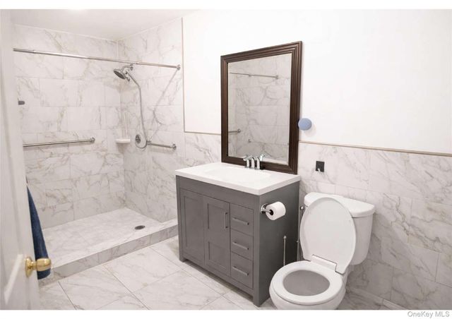 85-40 79th Street, Woodhaven, NY 11421