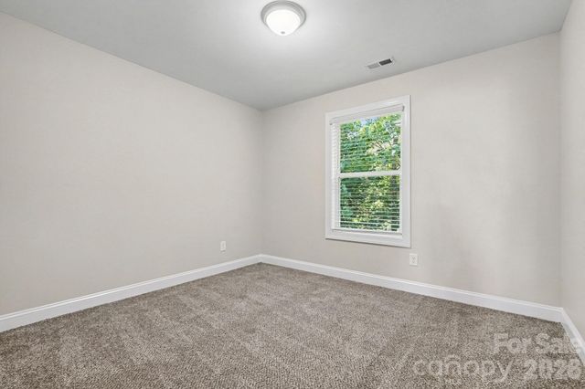 1548 Mayfair Drive, Conover, NC 28613