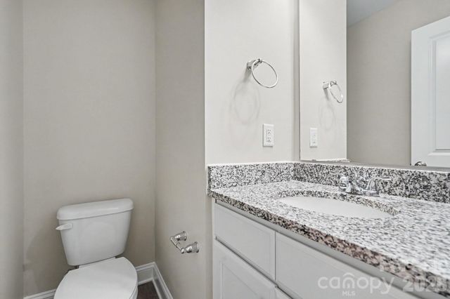 1548 Mayfair Drive, Conover, NC 28613
