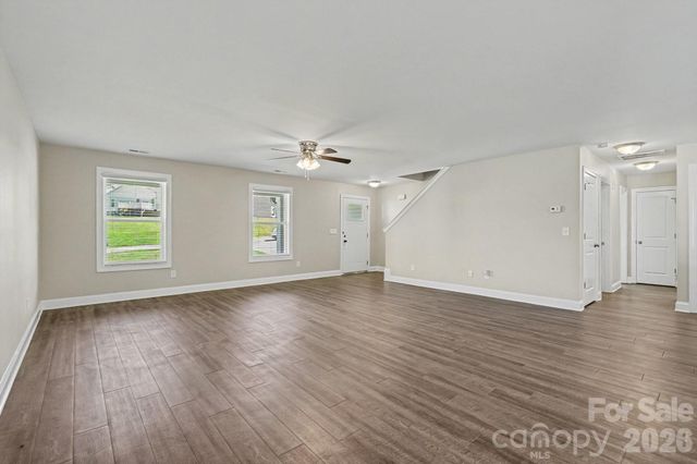 1548 Mayfair Drive, Conover, NC 28613