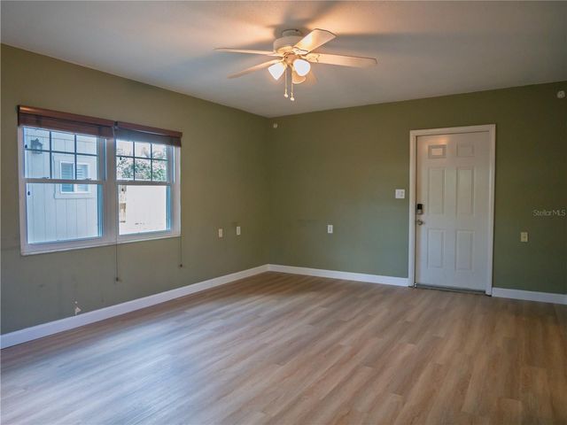 6724 17TH LANE N, St Petersburg, FL 33702