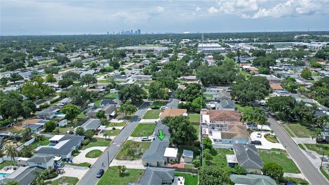 6724 17TH LANE N, St Petersburg, FL 33702