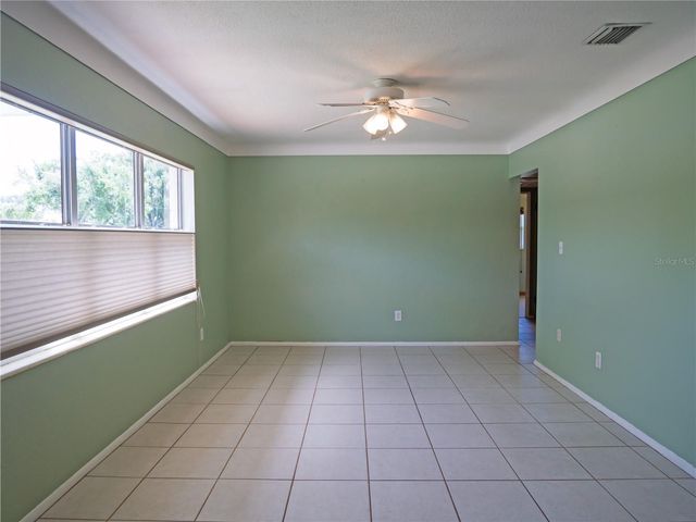 6724 17TH LANE N, St Petersburg, FL 33702