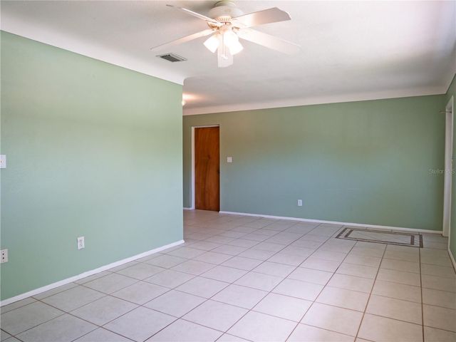 6724 17TH LANE N, St Petersburg, FL 33702