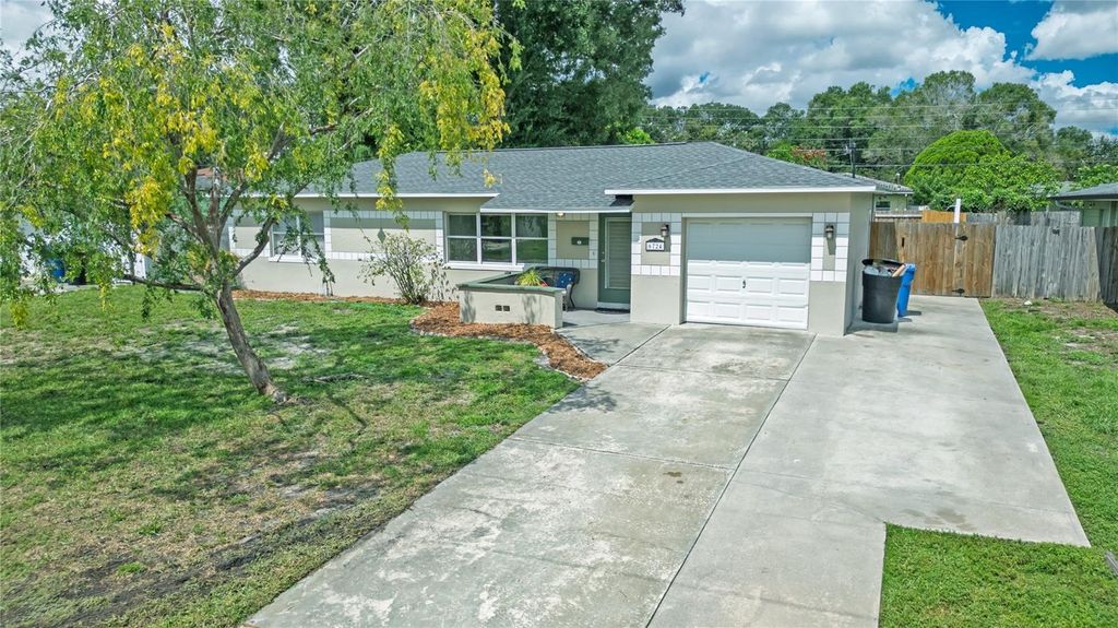 6724 17TH LANE N, St Petersburg, FL 33702