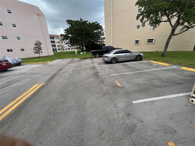 10369 NW 24th Place 201, Sunrise, FL 33322