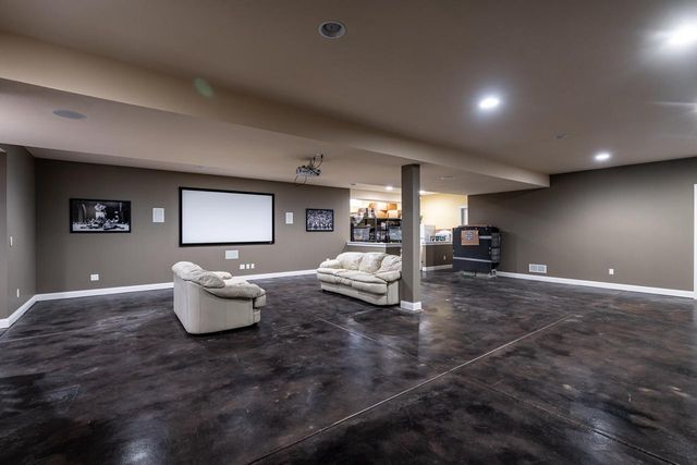 2308 Coldwater Creek DRIVE, Waukesha, WI 53188