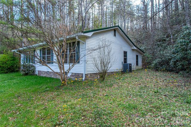 108 Poplar Gap Road, Brevard, NC 28712