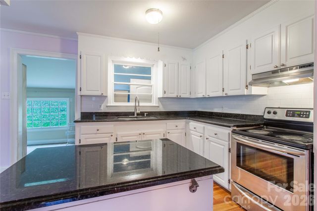 108 Poplar Gap Road, Brevard, NC 28712