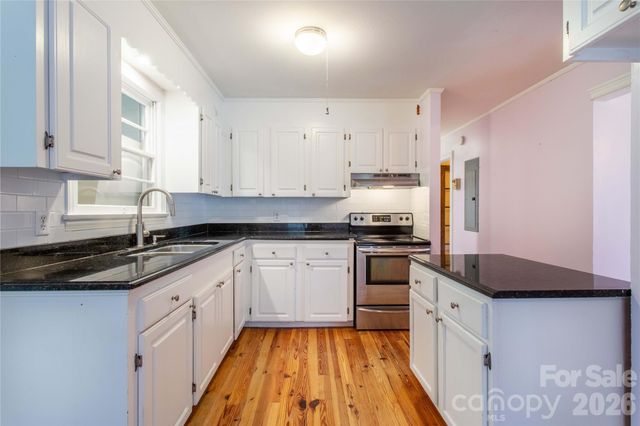 108 Poplar Gap Road, Brevard, NC 28712