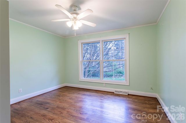 108 Poplar Gap Road, Brevard, NC 28712