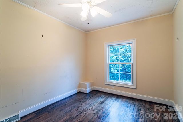 108 Poplar Gap Road, Brevard, NC 28712