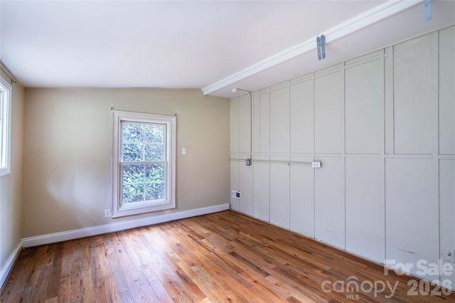 108 Poplar Gap Road, Brevard, NC 28712