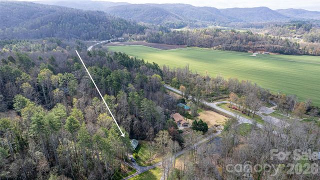 108 Poplar Gap Road, Brevard, NC 28712