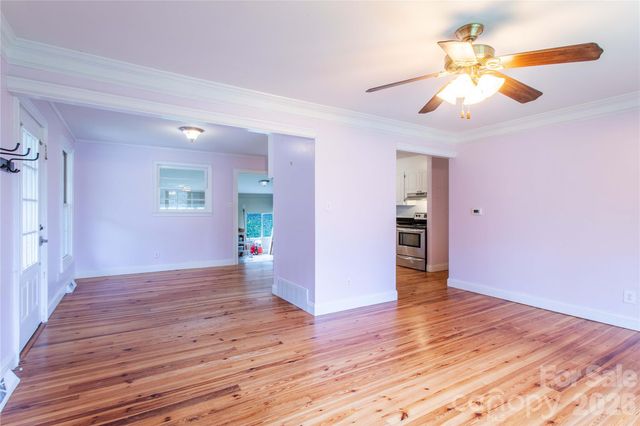 108 Poplar Gap Road, Brevard, NC 28712