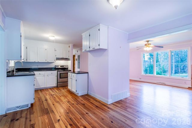 108 Poplar Gap Road, Brevard, NC 28712