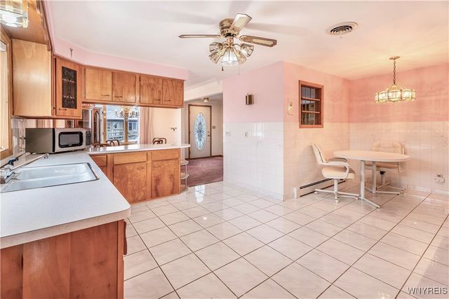 32 Barlow Avenue, Lackawanna, NY 14218