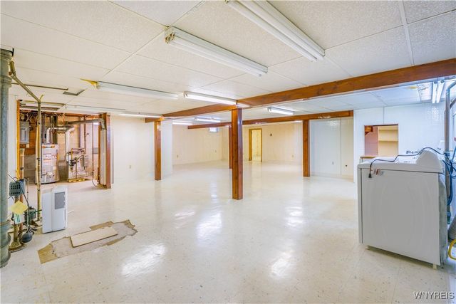 32 Barlow Avenue, Lackawanna, NY 14218