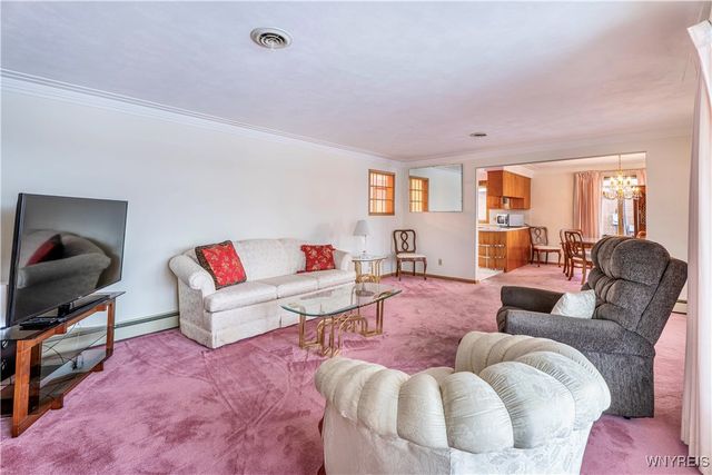 32 Barlow Avenue, Lackawanna, NY 14218