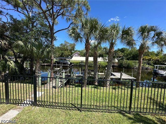 13451 Seaside Harbour DR, North Fort Myers, FL 33903