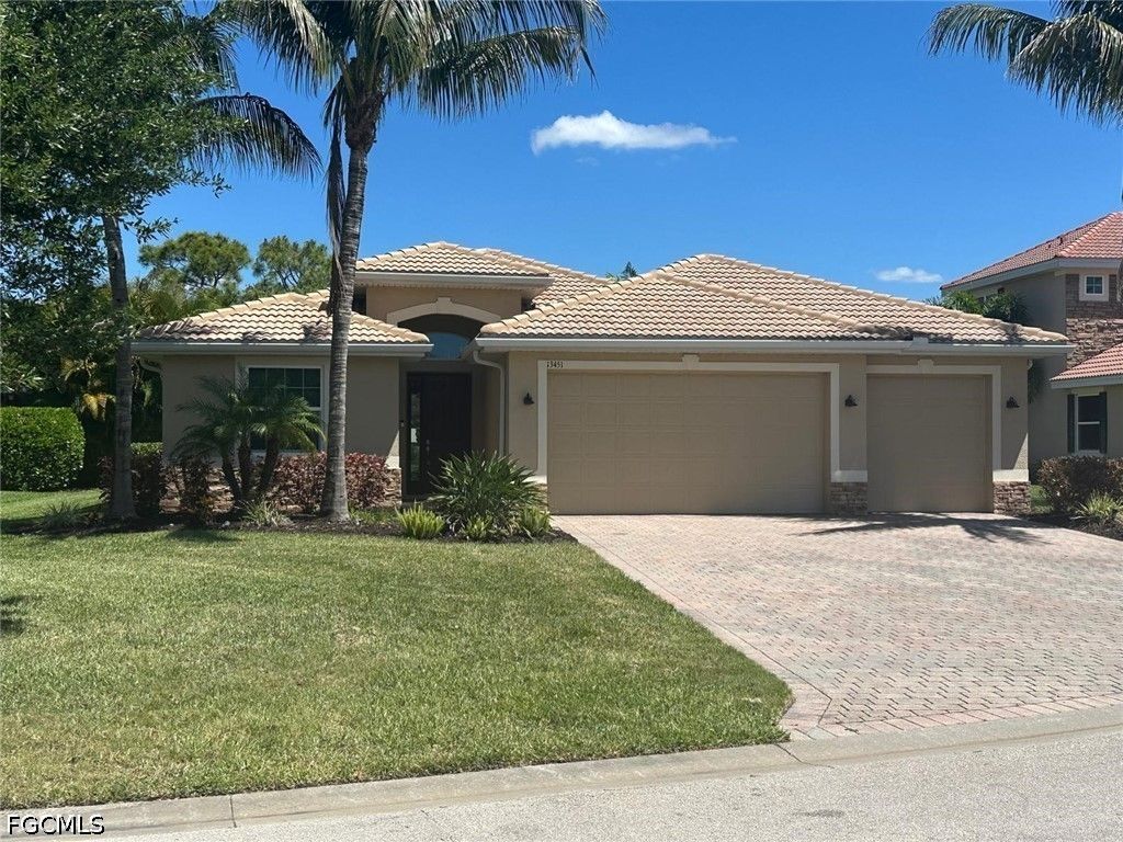 13451 Seaside Harbour DR, North Fort Myers, FL 33903