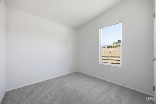 20405 Weston Avenue, Tehachapi, CA 93561